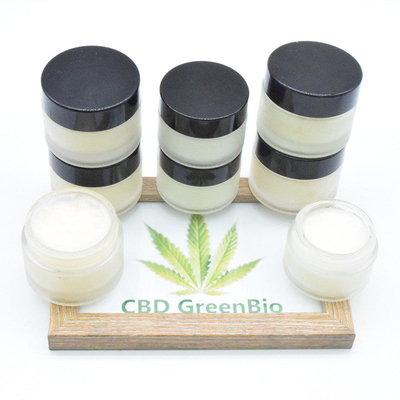 Clareando o creme orgânico antioxidante do óleo do cânhamo CBD do creme de cara de CBD